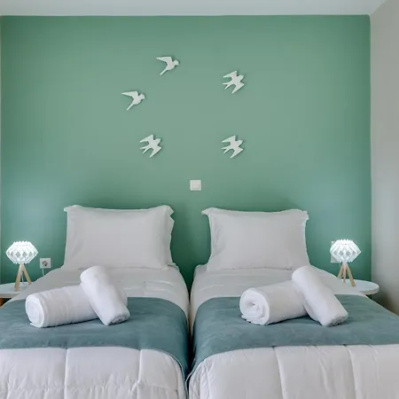 Chania Elite Homes, Enjoy A Chic Oasis By The Heated Pool Apartment *