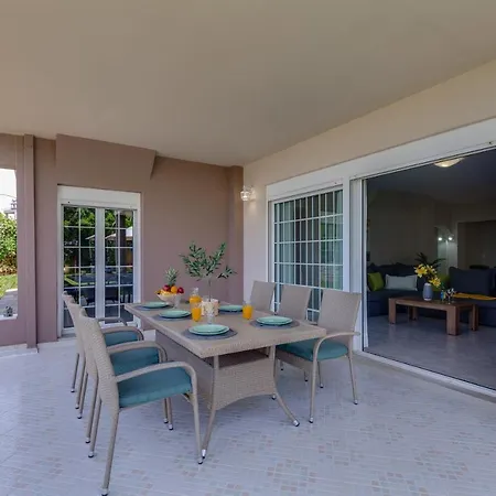 Apartment Chania Elite Homes, Enjoy A Chic Oasis By The Heated Pool Kounoupidhiana
